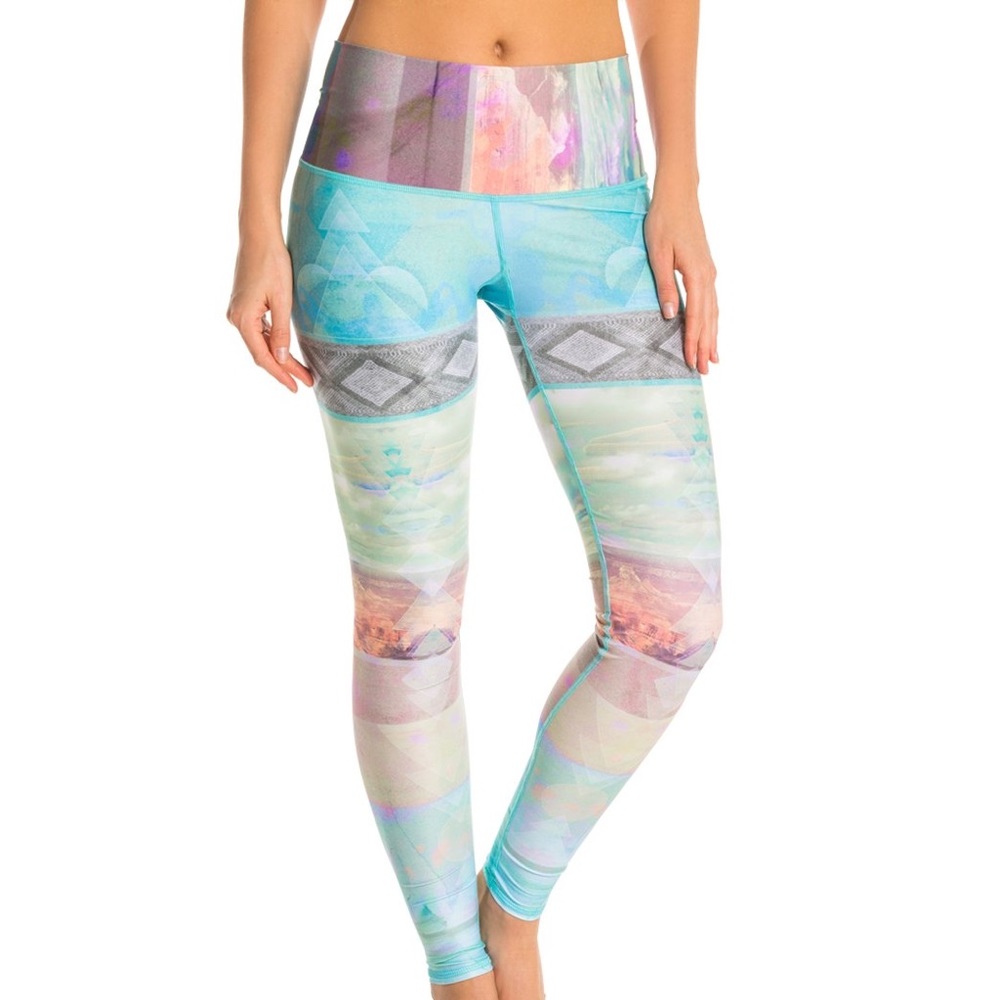 TEEKI - Tarot Magic Yoga Leggings